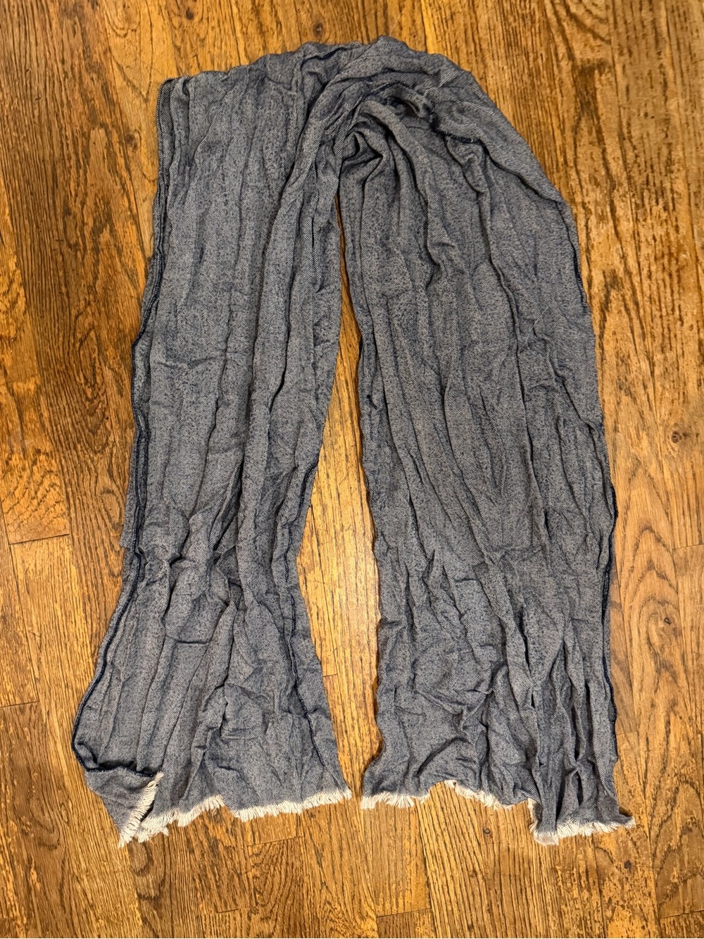 Zara Men’s Indigo Blue Lightweight Scarf